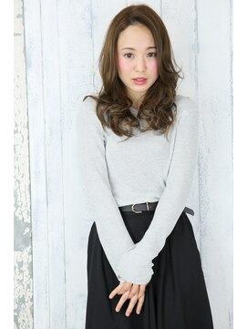 グロウ バイ グラフィー(GLOW by Graphy) graphy☆大人可愛いくびれミディカール