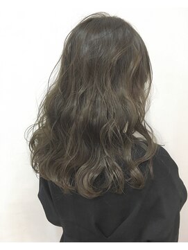 マッシュ 北堀江(MASHU) グレージュグラデーション 小田彩乃