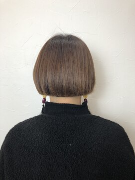 キャラ 池袋本店(CHARA) ナチュラルストレートボブ【キャラ池袋/CHARA池袋/デジパー】＊