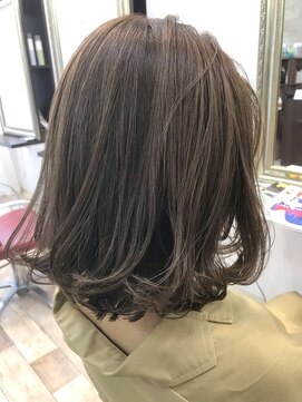 ヘアーサロン イルア 北越谷(hair salon I'LUNA) ハイライトグレージュ