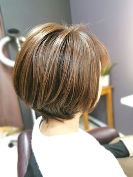 フラッグ ヘアー 天神西通り店(Flag HAIR) オレンジュショート丸みボブ