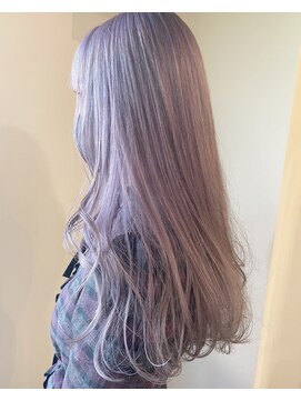 ラべリー 池袋(LOVELEY) ホワイトラベンダー　ナチュラルロング