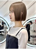 縮毛矯正で叶えるミニボブ×くすみベージュ