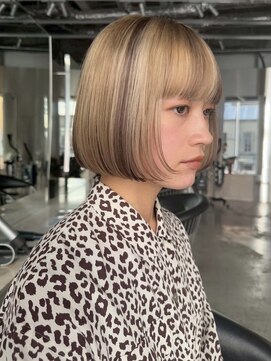 スクリーン(SCREEN) ホワイトグレージュ/ローライトカラー/ベージュカラー/三宮/元町