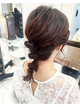 エムタニグチセルト(M.TANIGUCHI CERTO) ヘアアレンジ/ミディアム