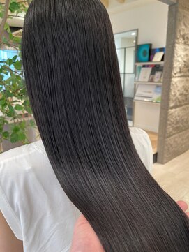 ウィーニード 名古屋(WENEED) 《韓国ヘア》艶髪ストレート