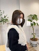 ウタリ(utari)&nbsp;透明感のあり自然な暗髪【難波 桜川/髪質改善】