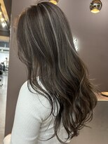 レブ 四条烏丸(Reb,)&nbsp;赤み消しハイライトレイヤーカット京都白髪ぼかし