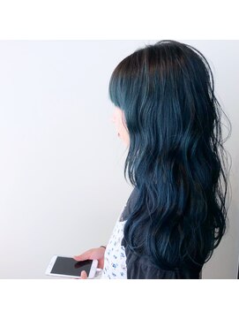 エイミー(Aimee) Aimee ゆるふわウェーブ×ネイビーブルー