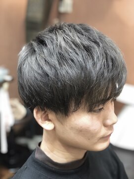 ヘアリゾート リビラ(Hair Resort Revilla) ダブルカラー☆シルバーグレー