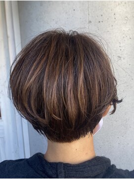フレア 心 武庫之荘(flare) ふんわり前下がりショートボブ