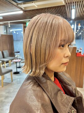 ブリッツレボルト(BLITZ R EVOLUT) あやか流！外はねボブ×ミルクティーベージュ