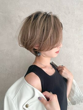 バブルス 春日部店(BUBBLES) 横顔美人ショート