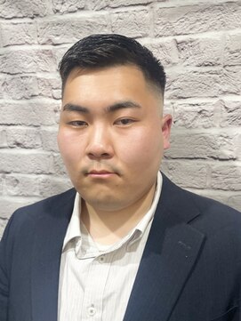 グレイスフル バーバープラチナム 六本木店(Graceful Barber platinum) メンズ/フェード/スキンフェード/ショート/アップバング