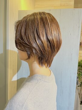 スパリゾート オハナ(SPA RESORT OHANA) 前下がりショート×ハイライト