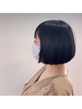 ヘアーアンドメイクアップモパ ミニボブ