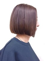 ヘアモード カクテル&nbsp;30代40代ハイライトデザインカラーボブ　【ニシヤマ　ミホ】