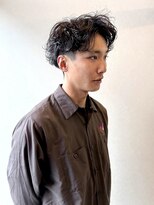 ラフ バイ マグ 南松本(R.A.F. by Mag)&nbsp;松本波巻きスパイラルパーマシャドウパーマメンズセンターパート