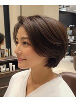 ラクレール 五香&nbsp;ブラウンカラーが映える、上品なハッシュボブスタイル/松戸/五香