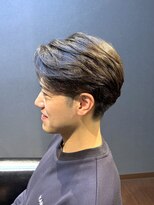 ビーダンディー(Bee dandy)&nbsp;ビジネスツーブロックショート 七三サイドパート 曲がる縮毛矯正