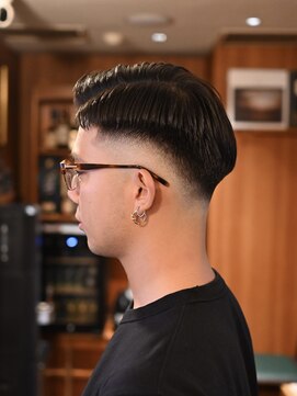 ダウバーバーショップ 表参道(DAU BARBER SHOP) 7.3フェード バーバースタイル 理容室 スキンフェード