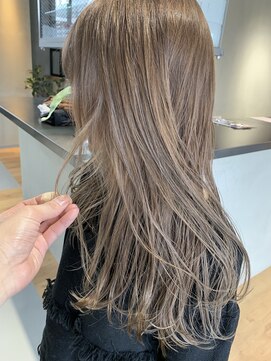 ニキータ(Nikiita) 【nikiita女子】 10トーン＊ミルクティーグレージュ B401343