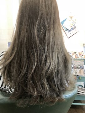 ヒッピーヘアー(Hippie Hair) ティアベージュ(ハイライト入り)