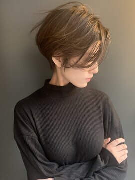 ラウンジ モリオ イケブクロ(Lounge MORIO Ikebukuro) 【morio池袋】前下がりくびれショート♪