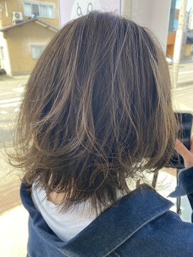 エルモ(ELMO) 動きあるレイヤースタイル