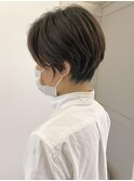 女性らしさを残したスッキリ大人ショート