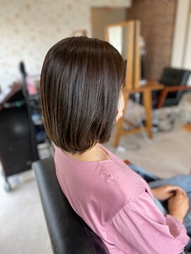 ヘアブロス(hair BROS) イルミナカラーでトーンダウン