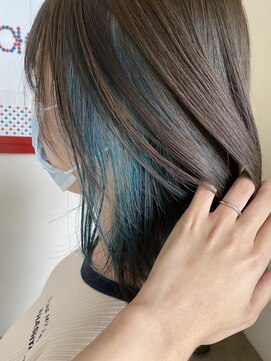 パディントン(Paddington) フラットボブはチラ見せターコイズ インナーがカワイイ♪