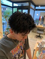 シフト(SHEEFT) ナチュラルな黒髪ツーブロック！10代20代30代☆束感ショート