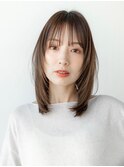 20代30代大人かわいい韓国風小顔ロングレイヤーグレーベージュ