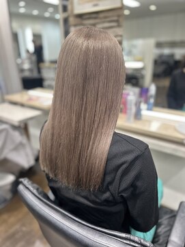 ディーボーイ 下通本店(D-BOY) ミルクティグレージュ