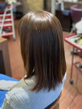 ゴッド(G.O.D) 大人可愛いヘルシーミディアムスタイル大人ボブ30代40代50代ボブ