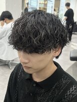 フィフス(fifth)&nbsp;原宿波巻きパーマメンズカットラウンドマッシュセンターパート
