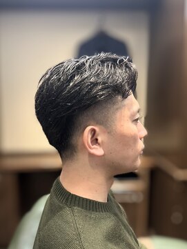 ザバーバー 日本橋高島屋SC(THE BARBER) ツーブロックパートスタイル【バーバー/理容室/メンズカット】