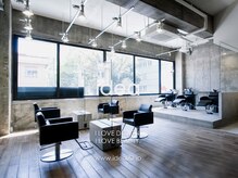 イデア(idea)の雰囲気（栄駅徒歩5分/顔周りレイヤー/TOKIO/ヘッドスパ/美意識上る空間）