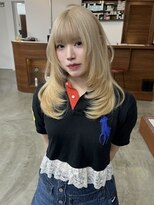 リヴ オオサカ(LIV OSAKA)&nbsp;ブロンドベージュ/トリプルカラー/ロングレイヤー/梅田