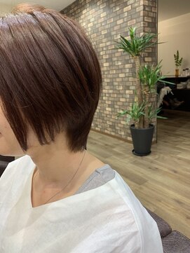 エウレカ(EUREKA) フェミニンピンクベージュカラー