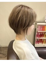 リム(Limb)&nbsp;【Limb】ふんわりショート　グレージュカラー