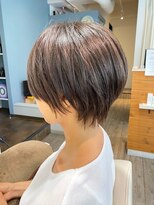 ルアナ(Luana) 丸みショート