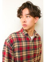 ラルユー 金山(LallYou)&nbsp;シルバーカラー/フェードカット/かき上げ/ニュアンスマッシュ