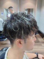 グロウヘアワークス トウキョウ(grow hair works tokyo)&nbsp;Grow hair works tokyo/  緩めスパイラルパーマ