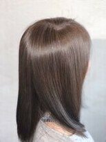 アクアマリン8810 ハチハチイチゼロ(AQUA MARINE 8810) 大人可愛いイメチェンモードヘアダークアッシュチェリーブラウン