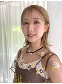 切りっぱなしボブハイトーンボブ