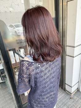 ナット(Nat)の写真/経験豊富なオーナースタイリストがマンツーマン対応◎巧みな施術で女性らしさ引き立つ絶妙な質感をプラス♪
