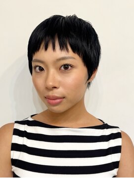 ナループロアツム(Nalu pu loa Tsum) ベリーショート/ショートヘア/ピクシーショート/オン眉バング