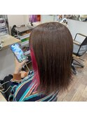 暖色ブラウン×ビビットピンク